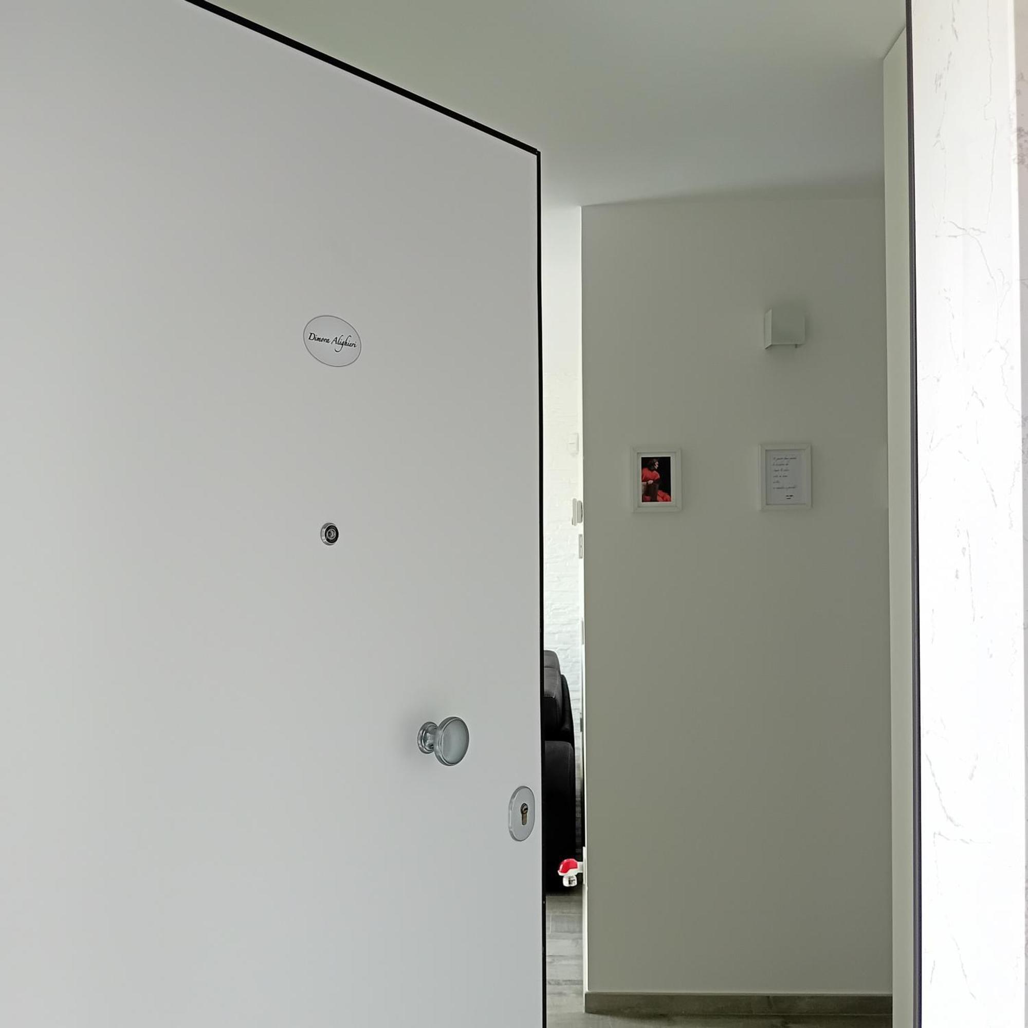 Dimora Alighieri Apartment กาโรวิญโญ ภายนอก รูปภาพ